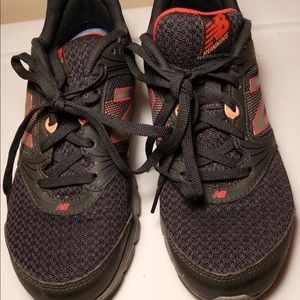 New balance running shoes size 6
